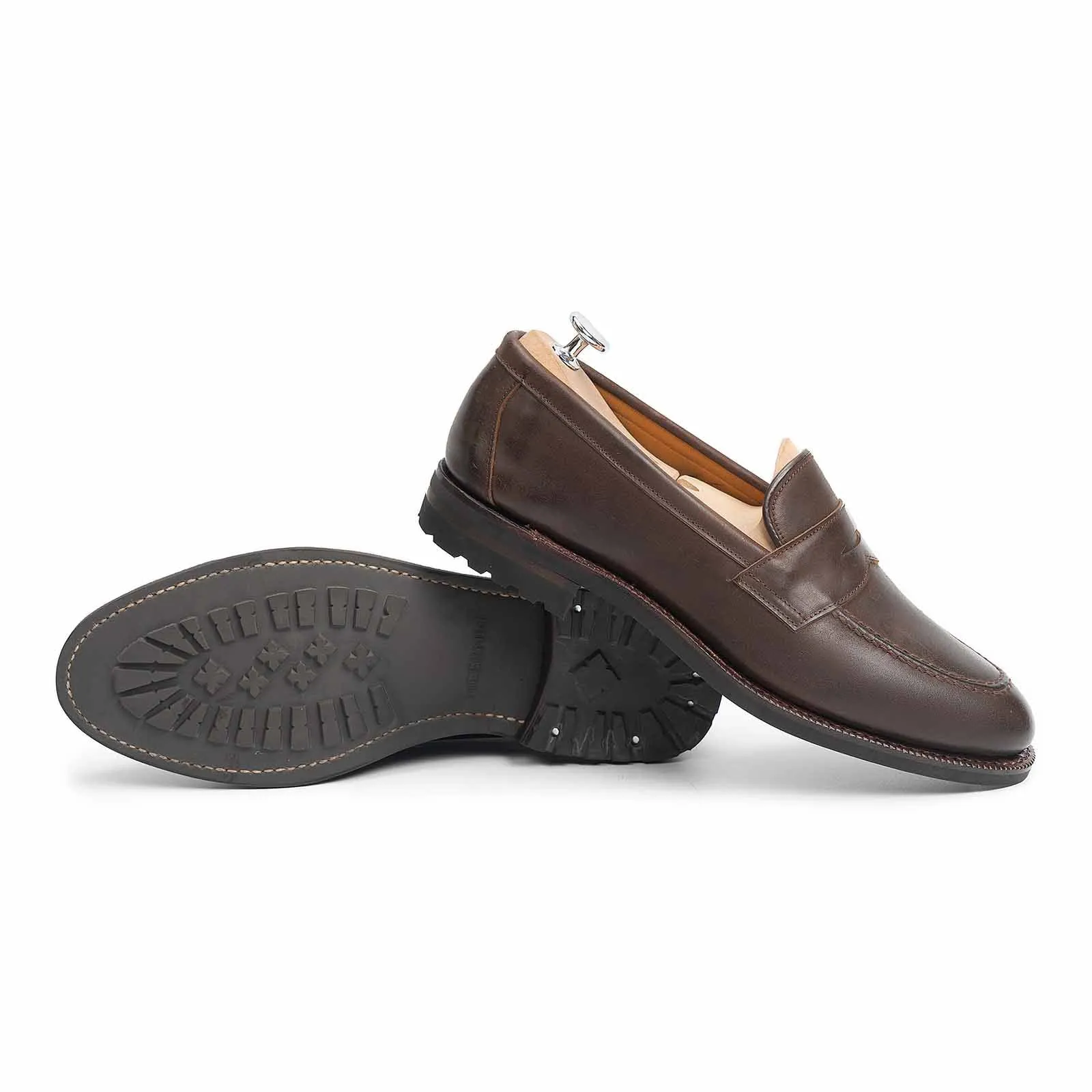 501045 - BROWN WAXY SHELL CORDOVAN - E