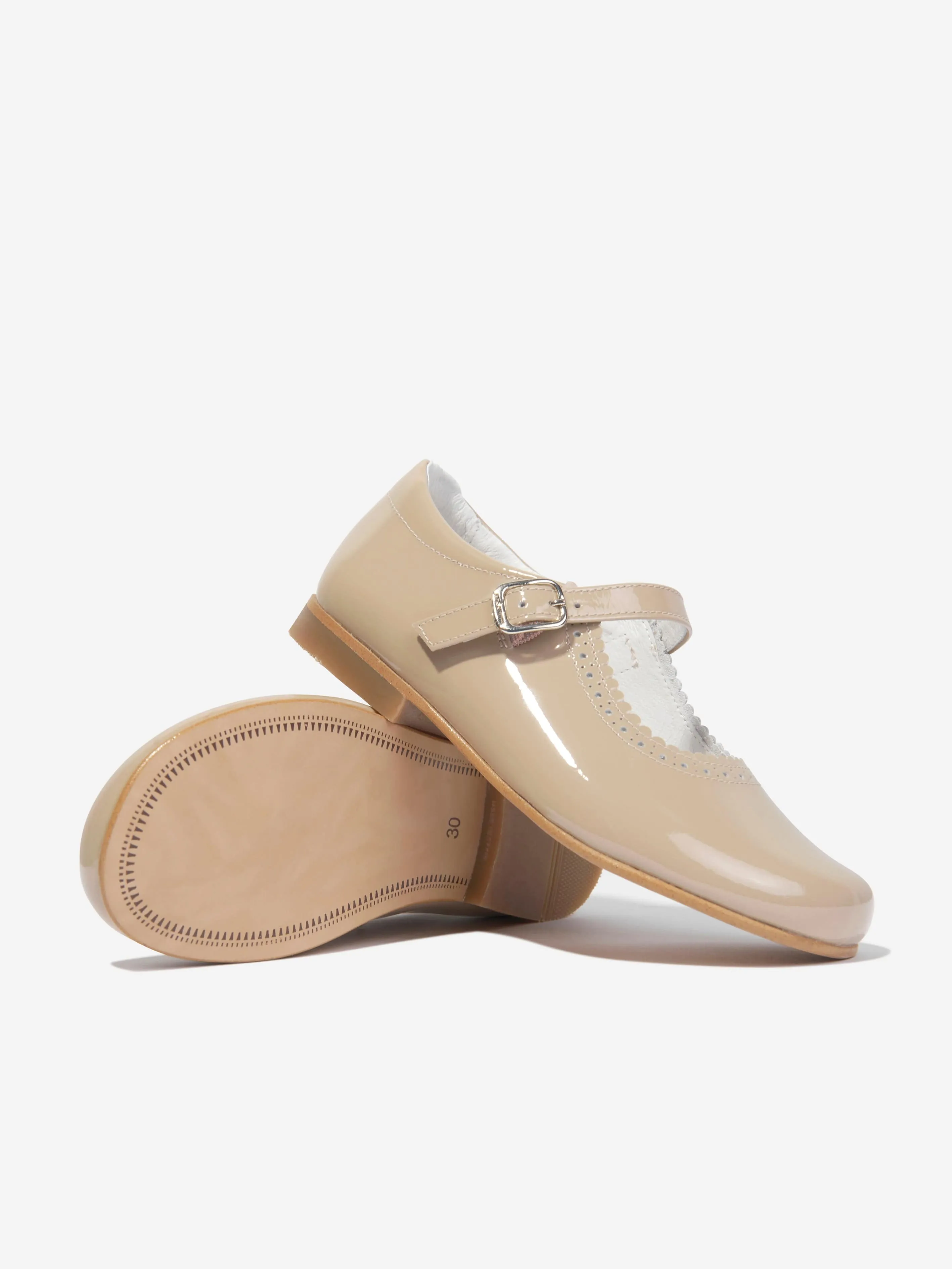 Andanines Girls Patent Leather Mary Jane Shoes in Beige