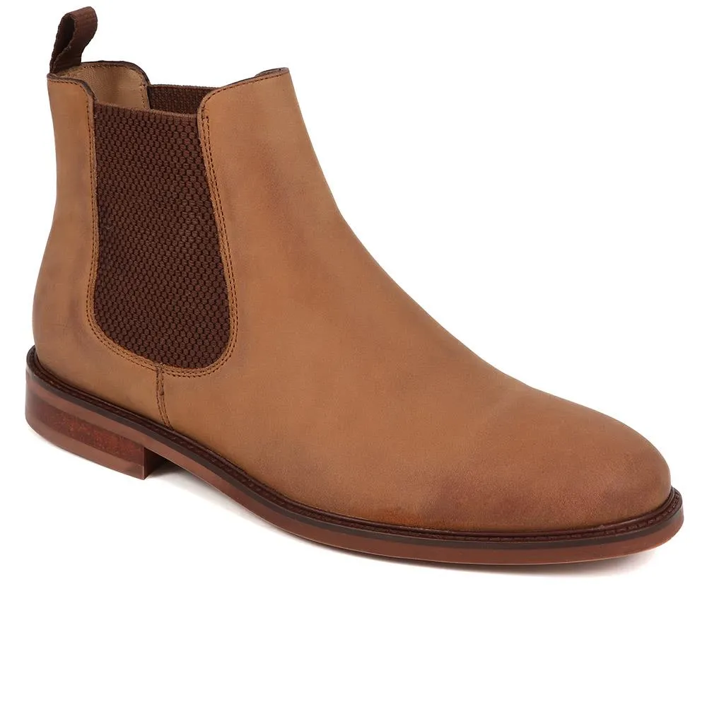 Debden Leather Chelsea Boots - DEBDEN / 320 461