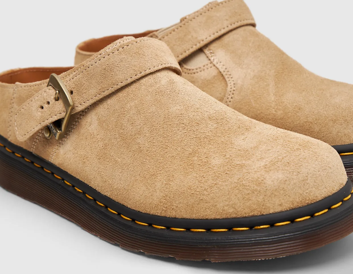 Dr. Martens Isham Desert Oasis Suede / Parchment Beige