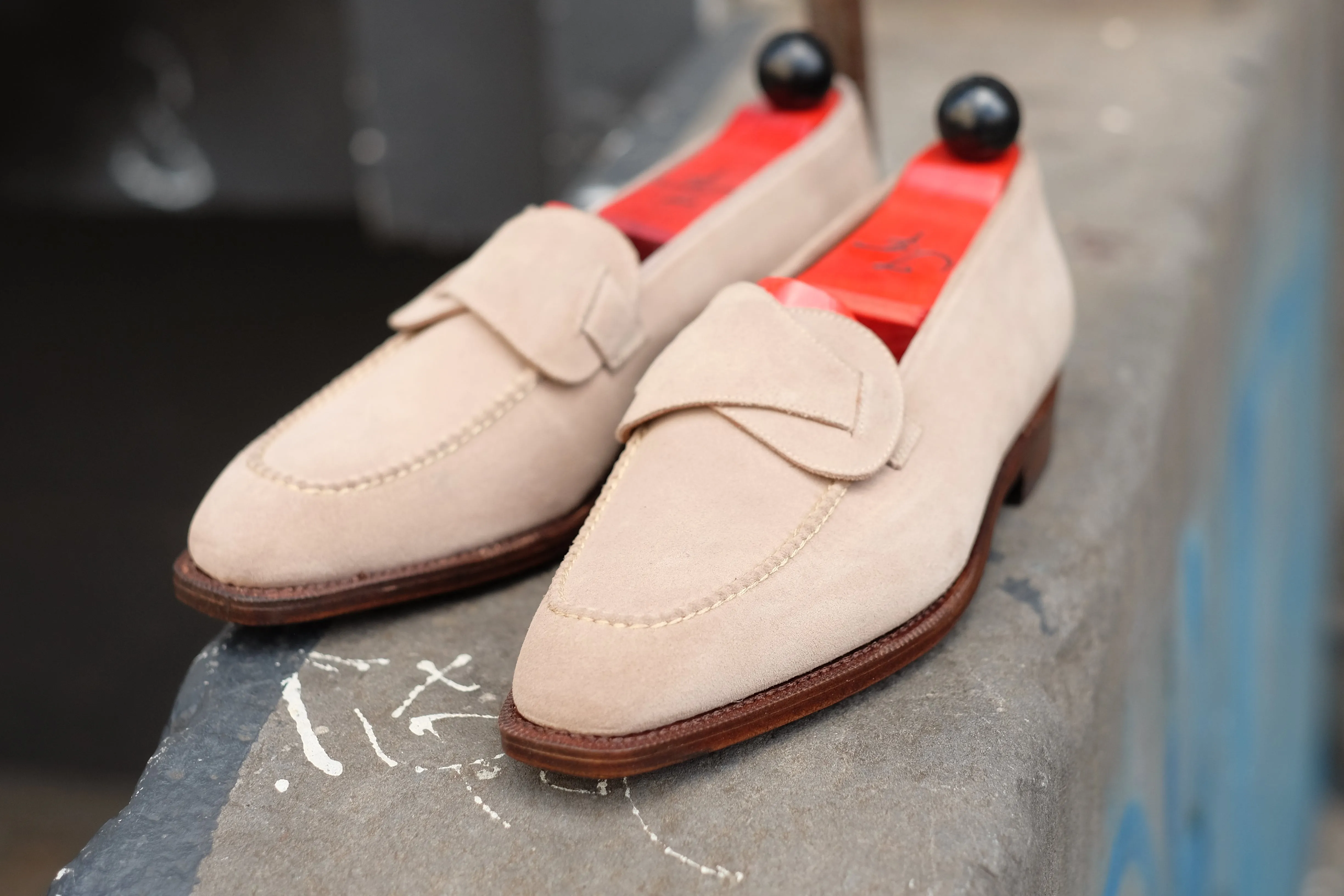 Hawthorne - MTO - Oatmeal Suede / Natural Stitching - LPB Last - Single Leather Sole