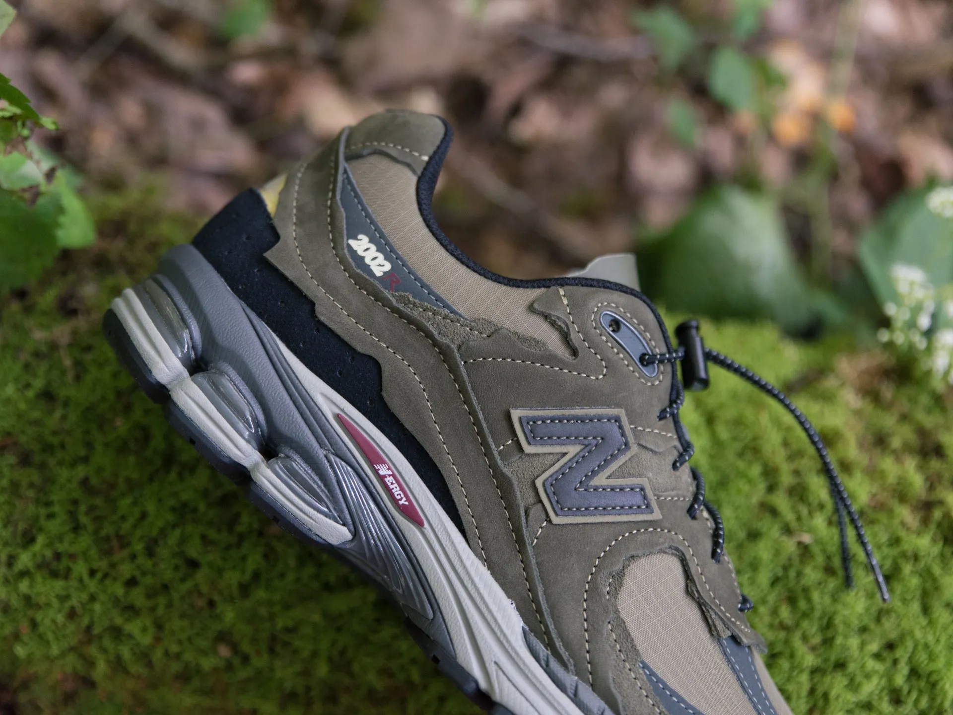 New Balance 2002R 'Dark Moss'