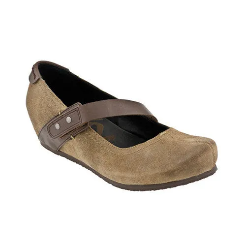 OTBT Women's Salem Wedges