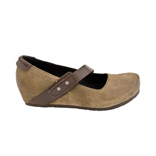 OTBT Women's Salem Wedges