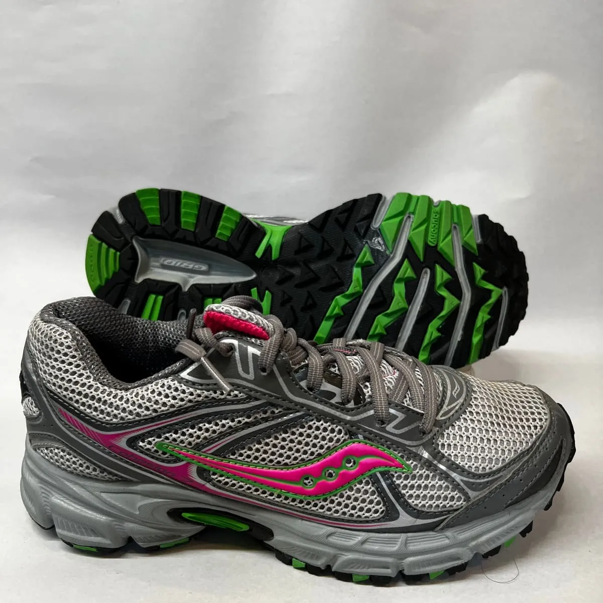 Women's Grid •Cohesion TR7• Trail Running Grey/Green/Fuchsia Size 9M -Preowned